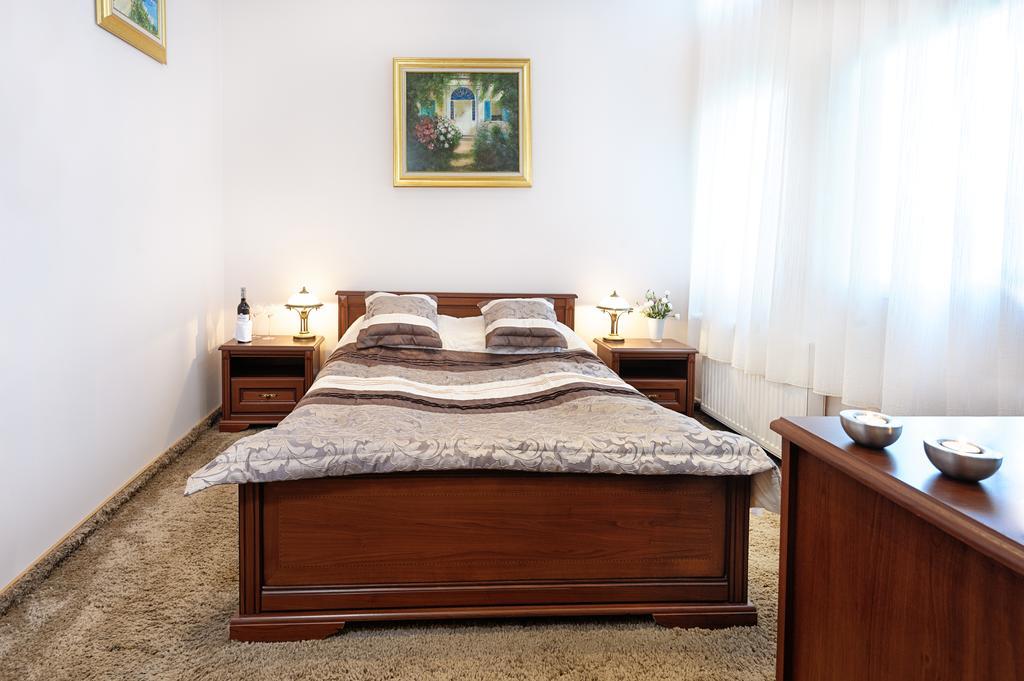 Apart Hotele Częstochowa Rom bilde